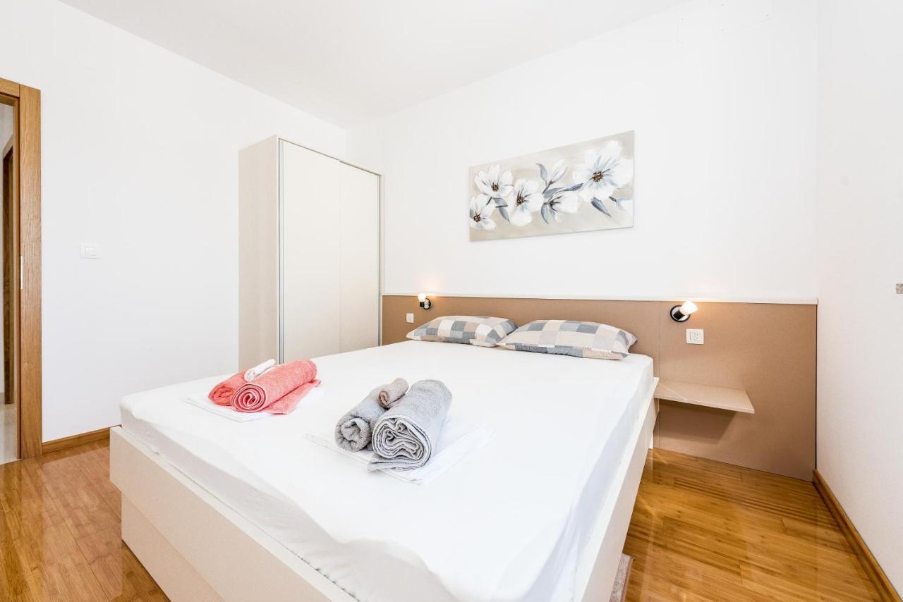Villa Jadrija Beach Sibenik Bagian luar foto